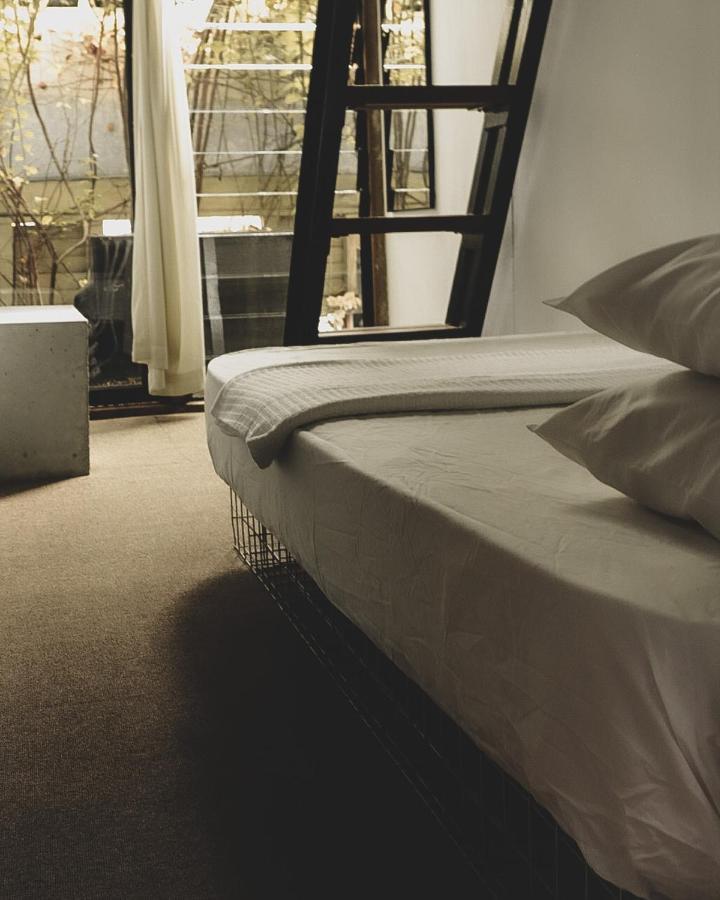 Frenz Republic - Self Check In Guest house *